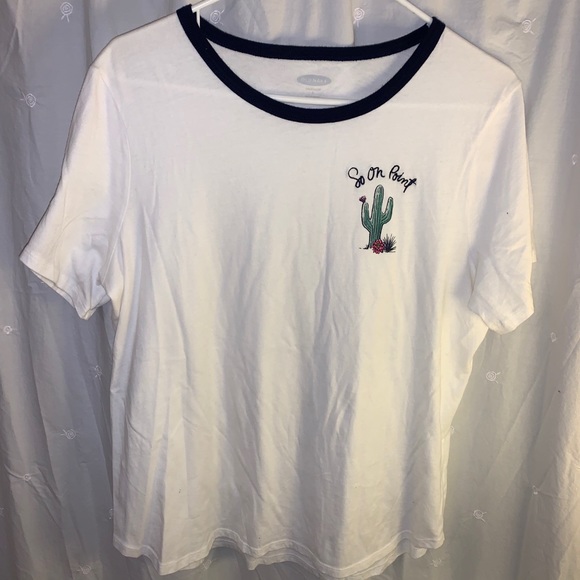 "so on point" white graphic tee. - Picture 1 of 2